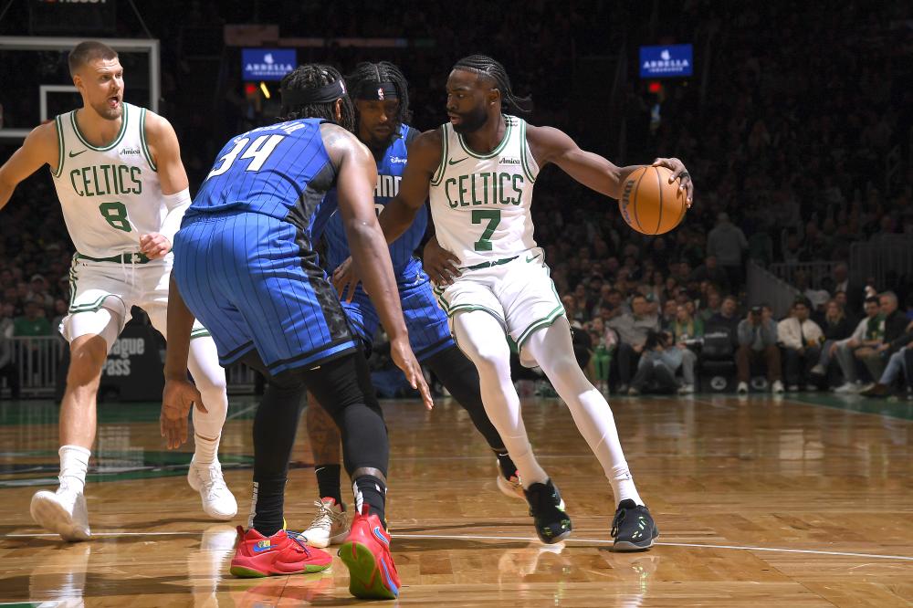 的跑位灵活 的跑位灵活