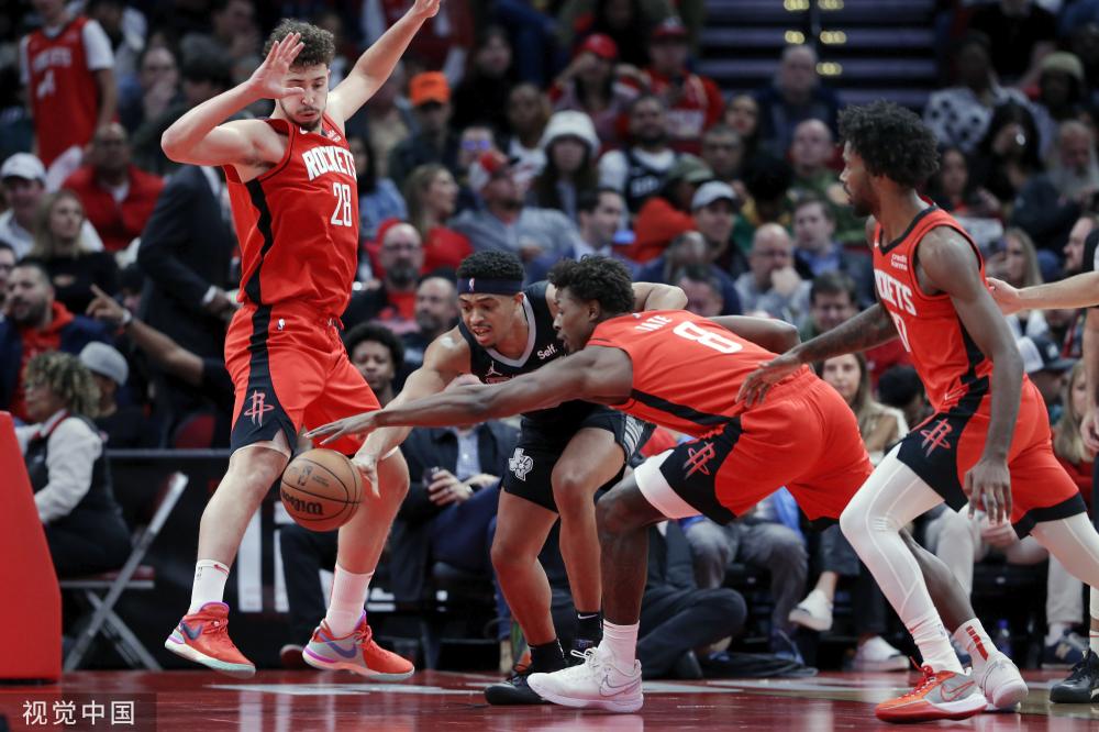 以其出色的 以其出色的