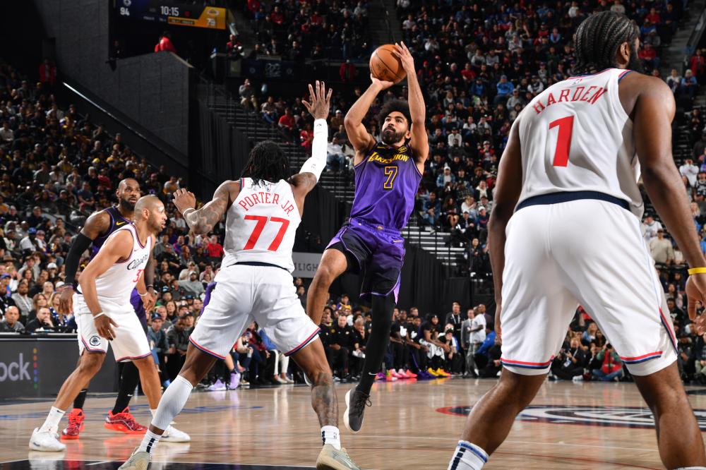 波折不断的 波折不断的